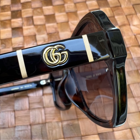 GUCCI Tortoise Shell Square Sunglasses / GG0765S - Picture 3 of 15